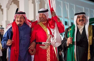 Yemen işgalinin bir buçuk trilyon dolarlık faturası Suudi Arabistan'ı çılgına döndürdü Yemen işgalinin bir buçuk trilyon dolarlık faturası Suudi Arabistan'ı çılgına döndürdü