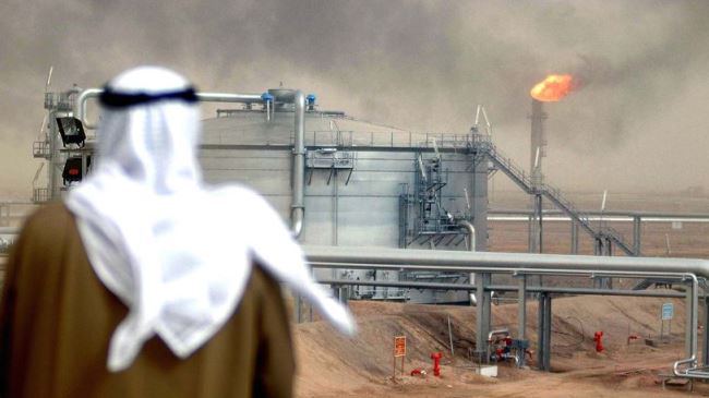 Neden Riyad sahaya bir petrol silahı yerleştirdi? Neden Riyad sahaya bir petrol silahı yerleştirdi?