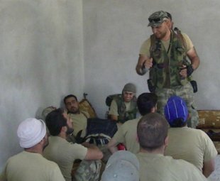 NATO, Suriye 'de El Kaide 'nin Gizli Hatlarını Kullanıyor NATO, Suriye 'de El Kaide 'nin Gizli Hatlarını Kullanıyor